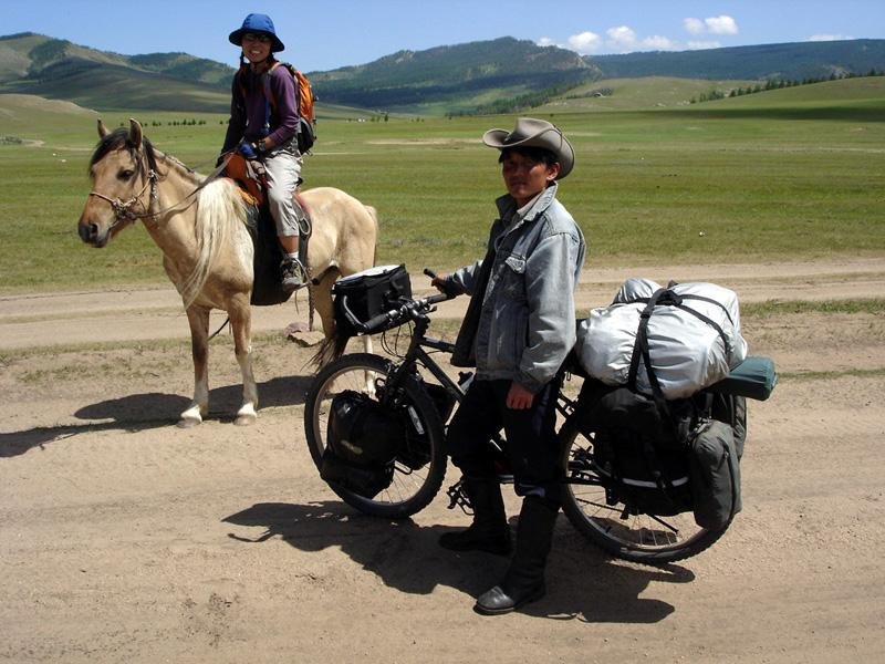 mong05__cycling_exchange_ride.jpg