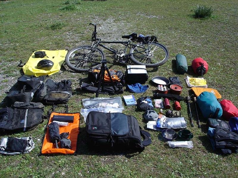 mong05__cycling_spread_yans_m.jpg