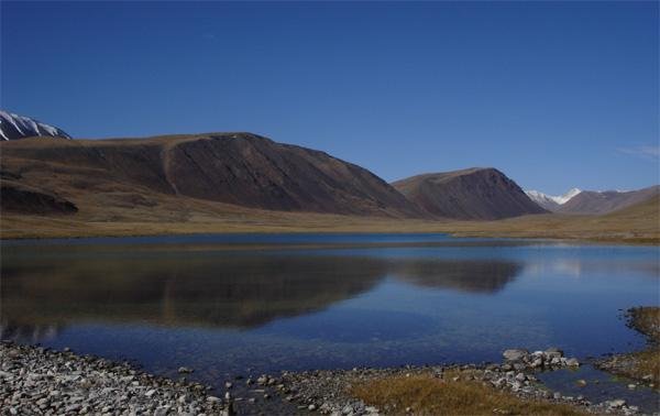 mong05__tavan_reflect.jpg